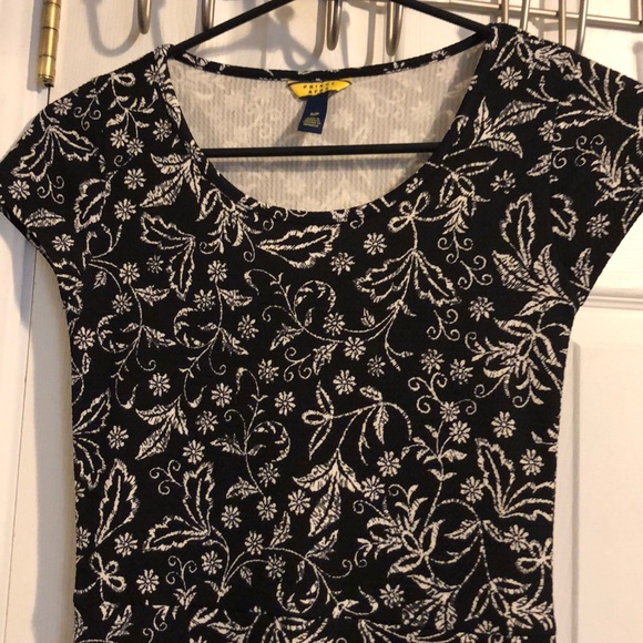 Prince & Fox floral black fit & flare skater dress - Picture 3 of 4